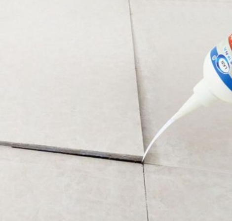 利州瓷砖空鼓维修公司分享卫生间瓷砖脱落的原因可能有以下几点